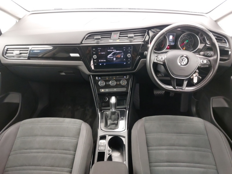 Used Volkswagen Touran 2019 for sale - 76130017: Photo 2