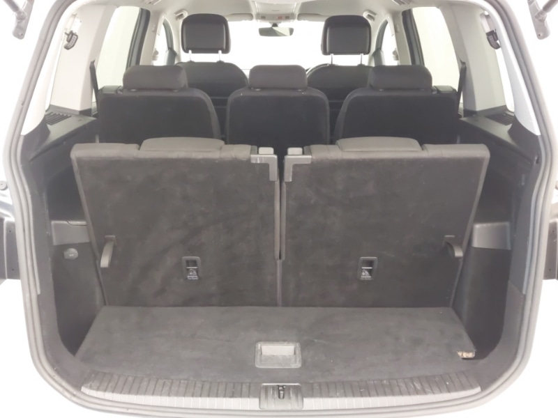 Used Volkswagen Touran 2019 for sale - 76130017: Photo 8