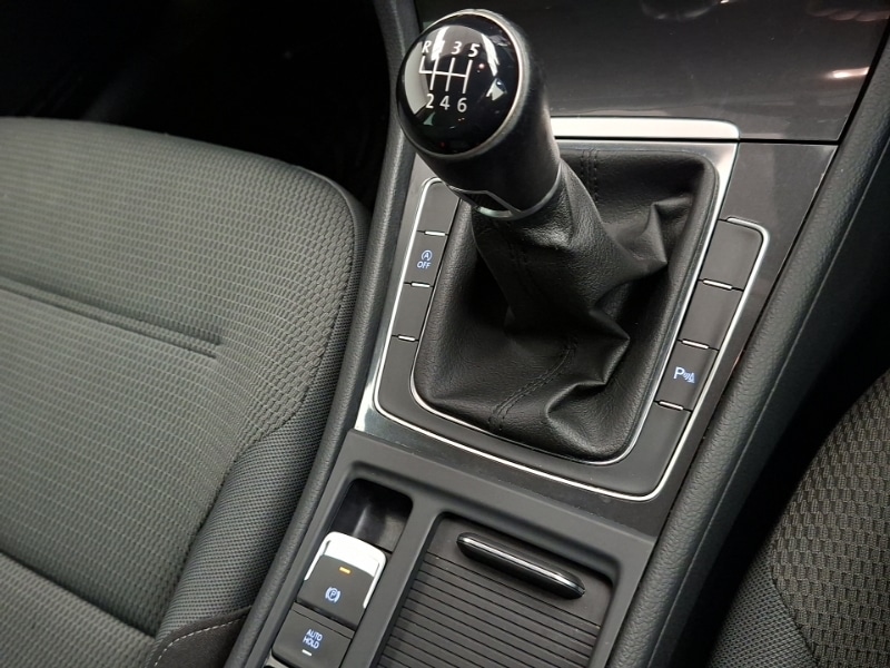 Used Volkswagen Golf 2019 for sale - 77453882: Photo 12