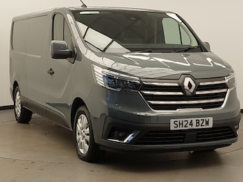 Renault Trafic feature image