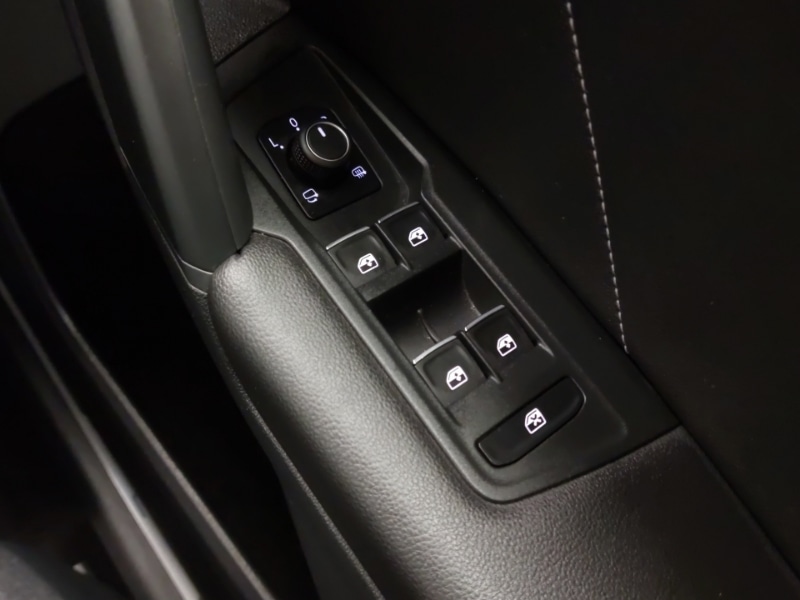 Used Volkswagen Tiguan 2023 for sale - 76498060: Photo 18