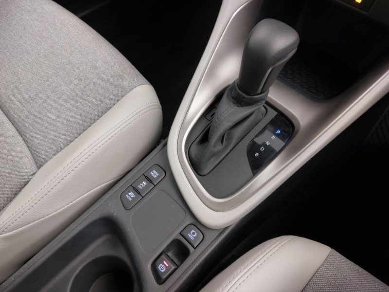 Used Toyota Yaris 2022 for sale - 76444994: Photo 12