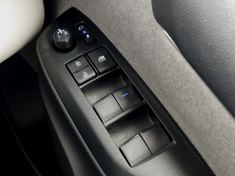 Used Toyota Yaris 2022 for sale - 76444994: Photo 18