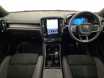 Used Volvo XC40 2023 for sale - 78799473: Photo