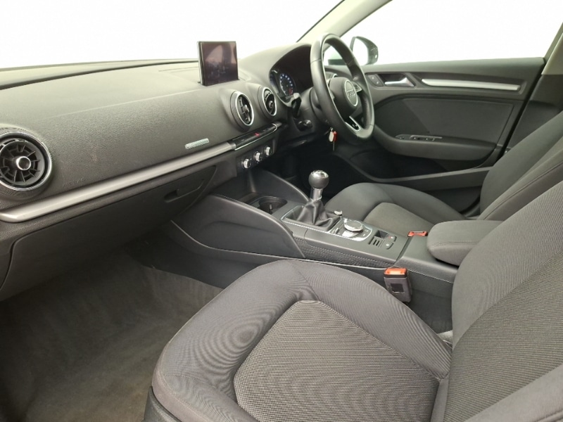 Used Audi A3 2018 for sale - 77458078: Photo 5