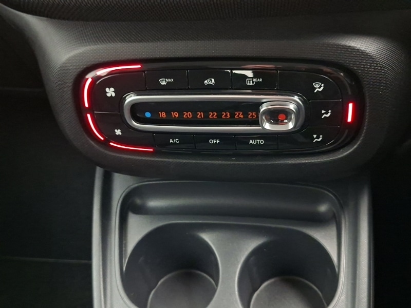 Used smart fortwo 2017 for sale - 77008589: Photo 13