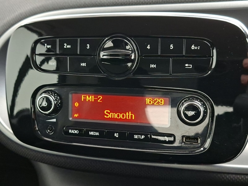 Used smart fortwo 2017 for sale - 77008589: Photo 14