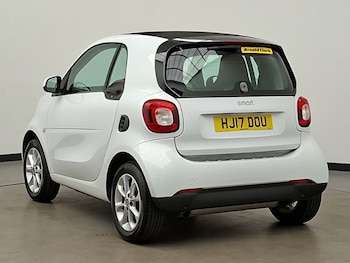 Used smart fortwo 2017 for sale - 77008589: Photo