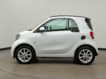 Used smart fortwo 2017 for sale - 77008589: Photo