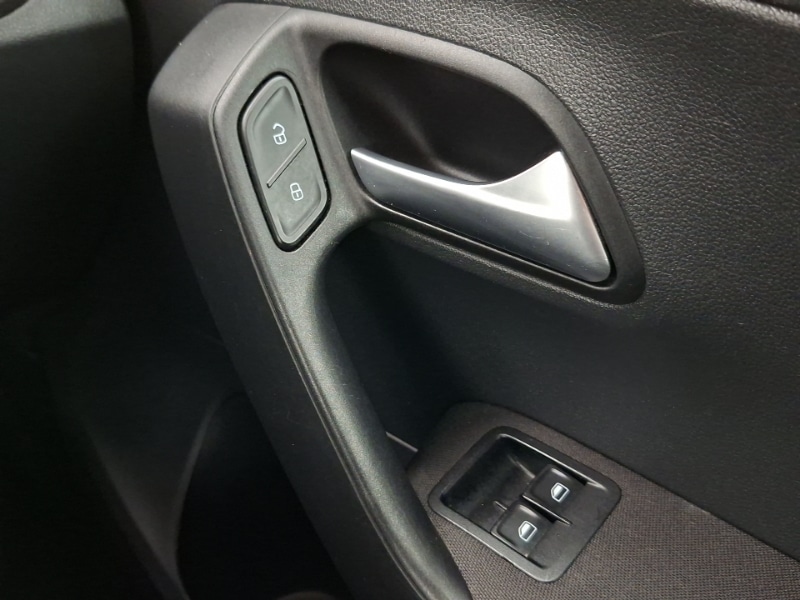 Used Volkswagen Polo 2016 for sale - 77273022: Photo 16