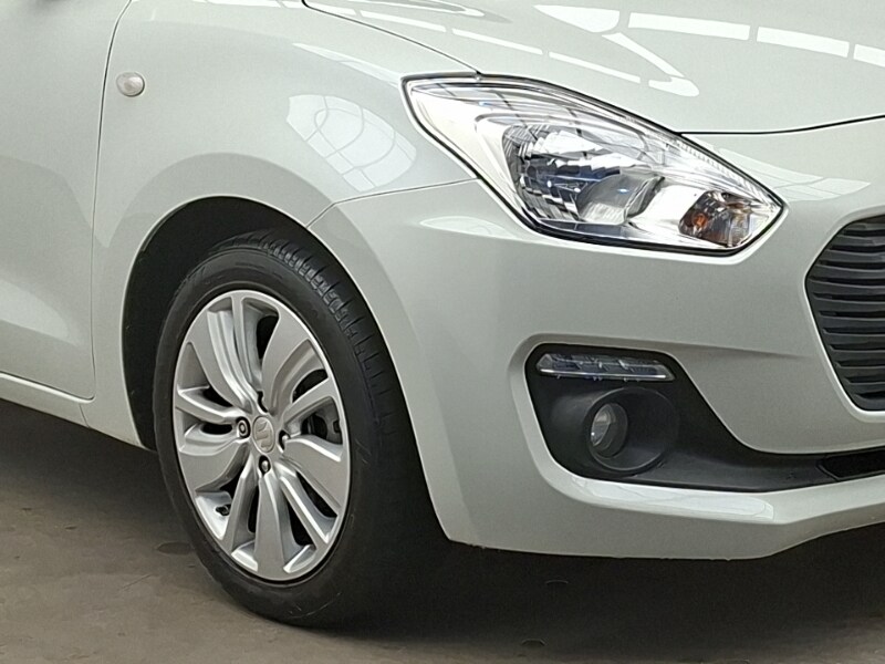 Used Suzuki Swift 2017 for sale - 77183677: Photo 9