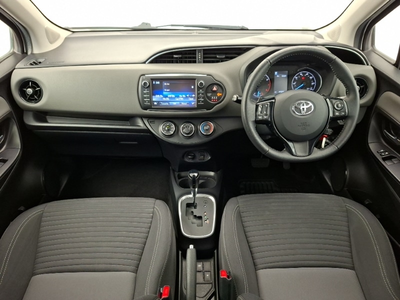 Used Toyota Yaris 2019 for sale - 77874115: Photo 2