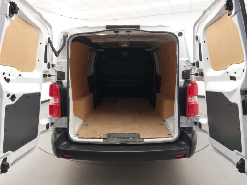 Used Vauxhall Vivaro 2022 for sale - 76879863: Photo 8