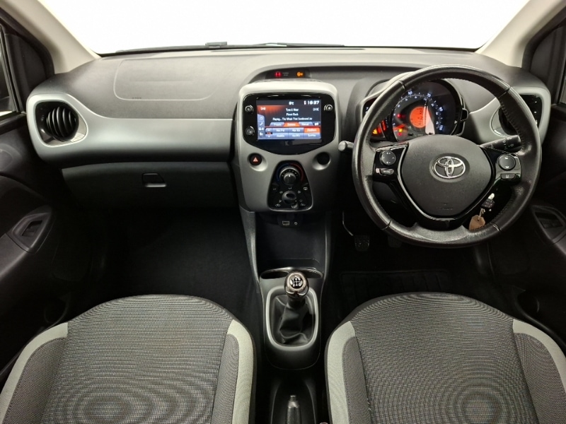 Used Toyota AYGO 2021 for sale - 77343235: Photo 2