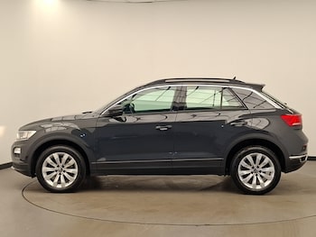 Used Volkswagen T-Roc 2021 for sale - 78905689: Photo