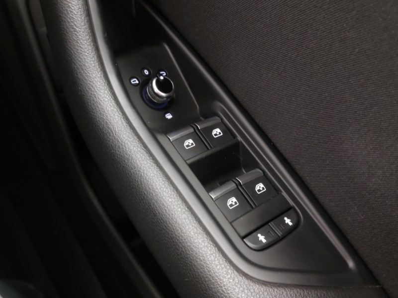 Used Audi A4 2017 for sale - 76471630: Photo 18