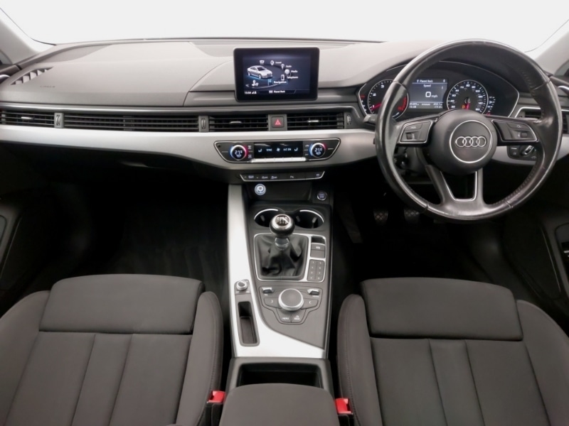 Used Audi A4 2017 for sale - 76471630: Photo 2