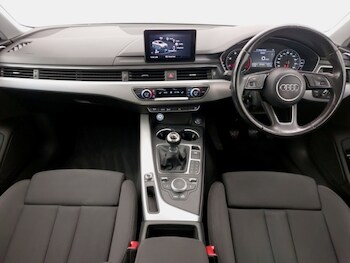 Used Audi A4 2017 for sale - 76471630: Photo