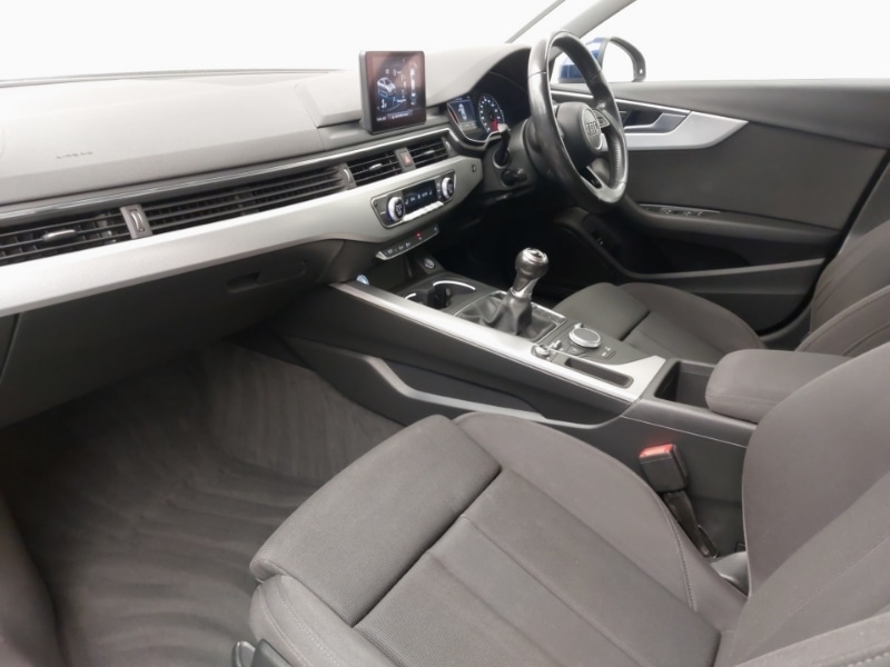 Used Audi A4 2017 for sale - 76471630: Photo 5