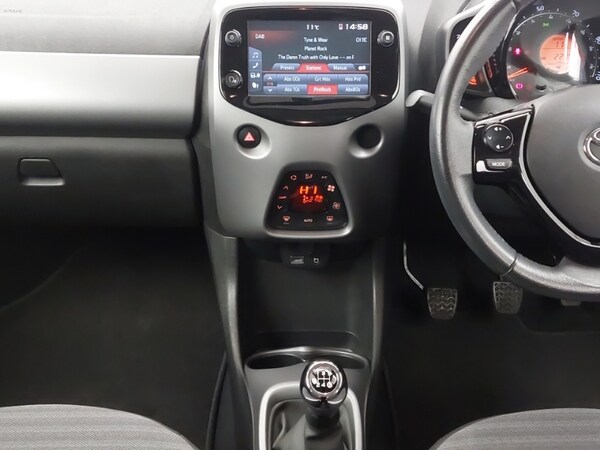 Used Toyota AYGO 2019 for sale - 76269044: Photo 10