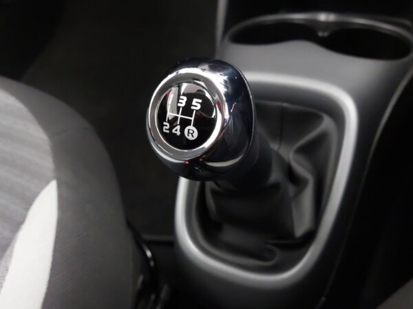 Used Toyota AYGO 2019 for sale - 76269044: Photo 12