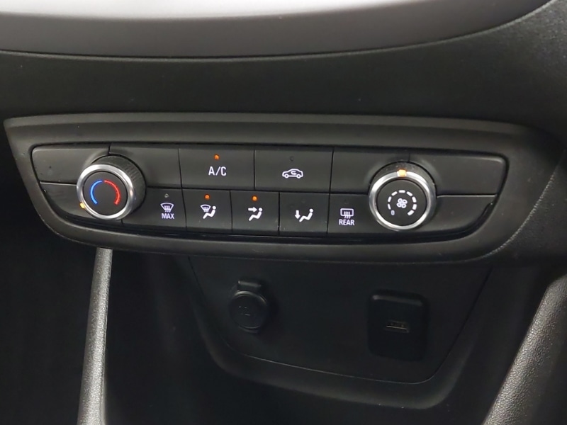 Used Vauxhall Crossland 2022 for sale - 76785570: Photo 13