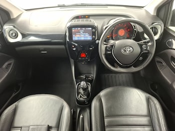 Used Toyota AYGO 2015 for sale - 78163900: Photo