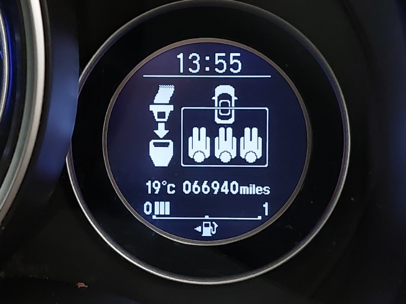 Used Honda Jazz 2018 for sale - 76924989: Photo 11