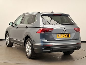 Used Volkswagen Tiguan Allspace 2023 for sale - 77816232: Photo
