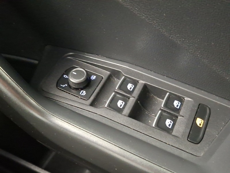 Used Volkswagen T-Roc 2018 for sale - 78013427: Photo 19