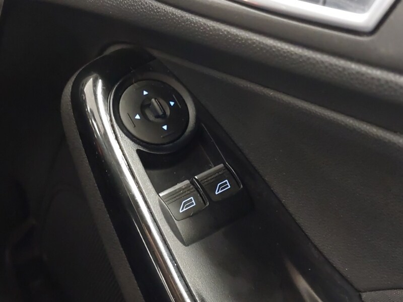 Used Ford Fiesta 2016 for sale - 76651452: Photo 17