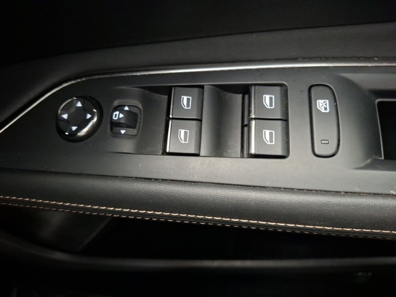 Used Peugeot 3008 2022 for sale - 78151090: Photo 12