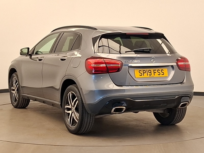 Used Mercedes-Benz GLA 2019 for sale - 78033090: Photo 3