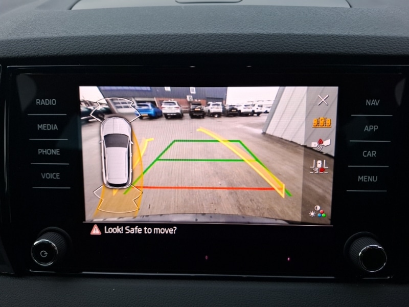 Used Skoda Karoq 2024 for sale - 77767217: Photo 10