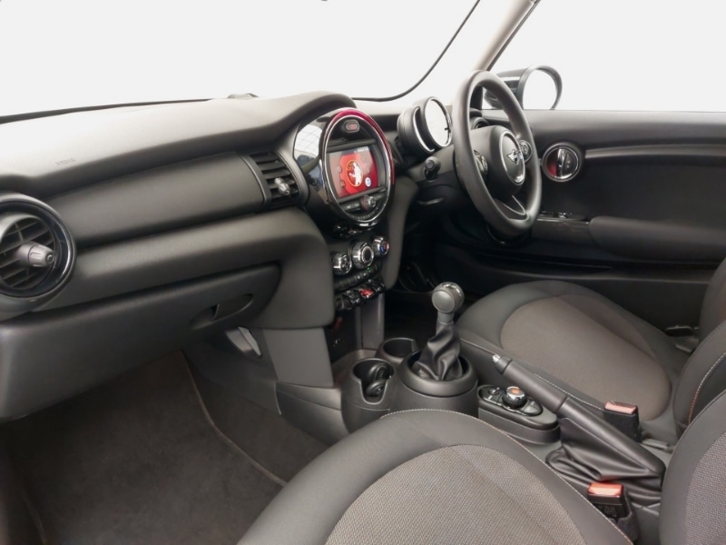Used MINI Hatch 2019 for sale - 76393166: Photo 5