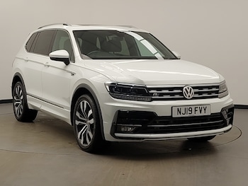 Used Volkswagen Tiguan Allspace 2019 for sale - 76687679: Photo