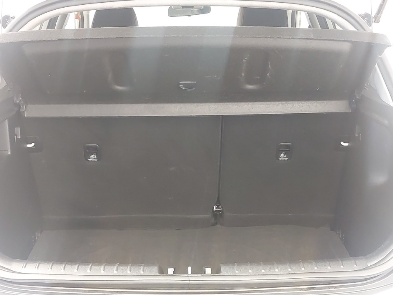 Used Kia Stonic 2020 for sale - 76683576: Photo 8