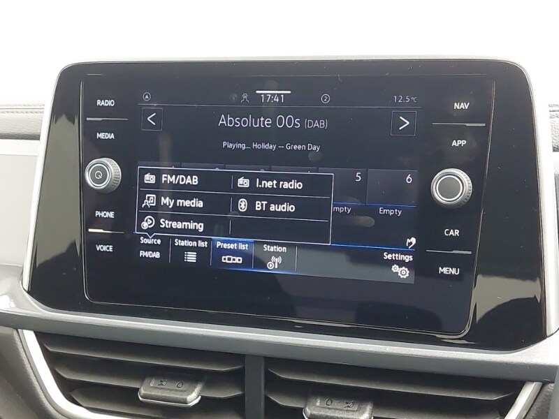 Used Volkswagen T-Roc 2023 for sale - 76533300: Photo 16