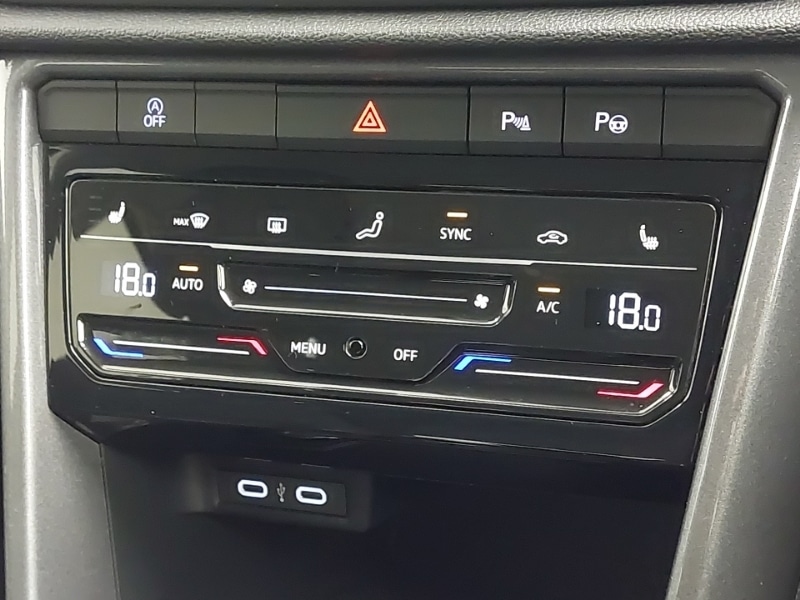 Used Volkswagen T-Roc 2023 for sale - 76533300: Photo 18