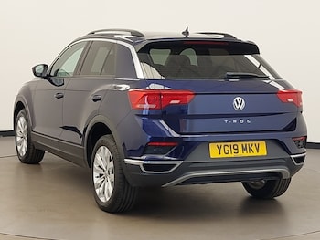Used Volkswagen T-Roc 2019 for sale - 75562226: Photo