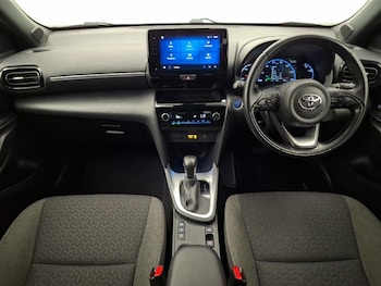 Used Toyota Yaris Cross 2023 for sale - 79343414: Photo