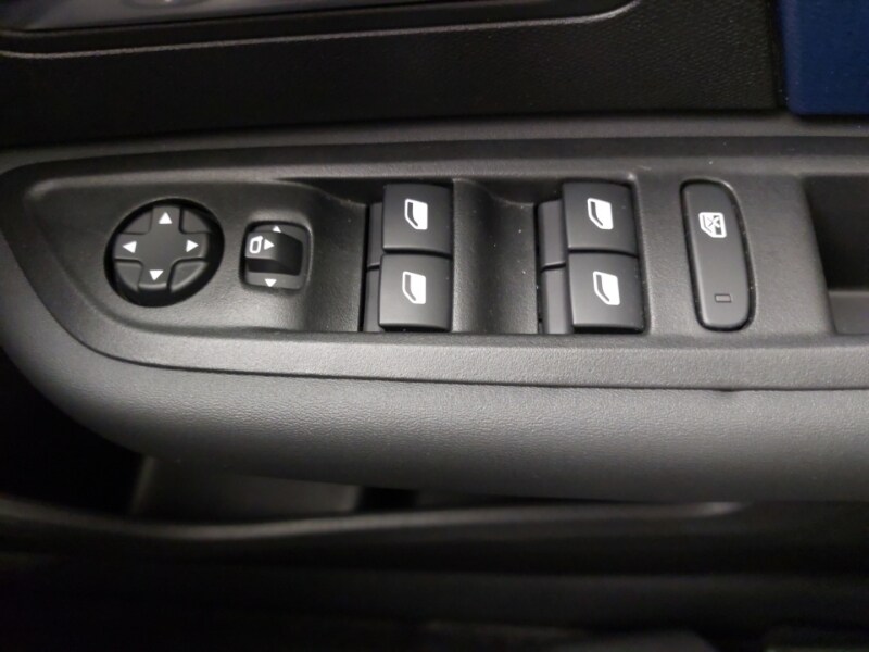 Used Citroen C4 2023 for sale - 76533299: Photo 13