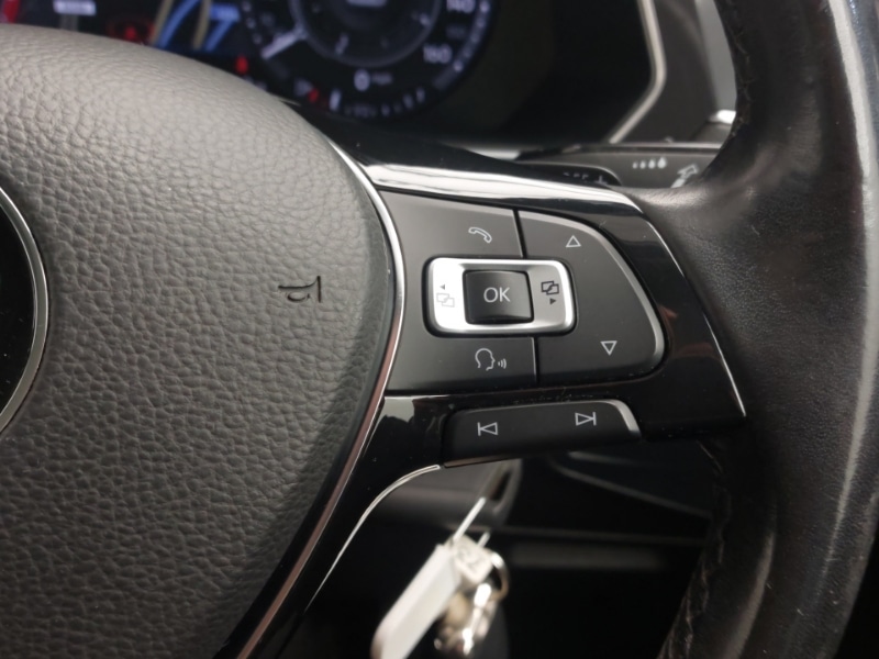 Used Volkswagen Tiguan 2019 for sale - 76721807: Photo 17
