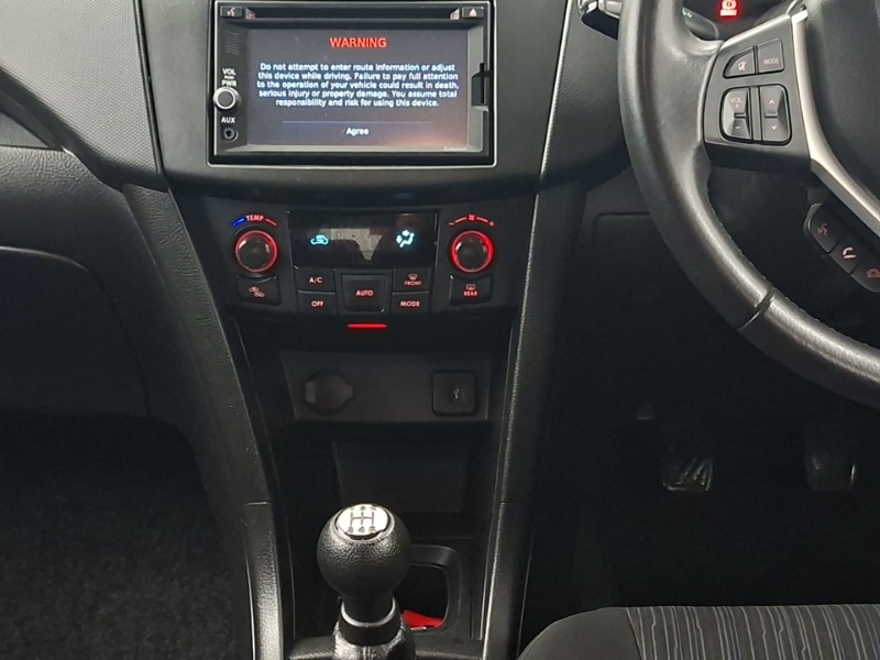 Used Suzuki Swift 2015 for sale - 77999517: Photo 10