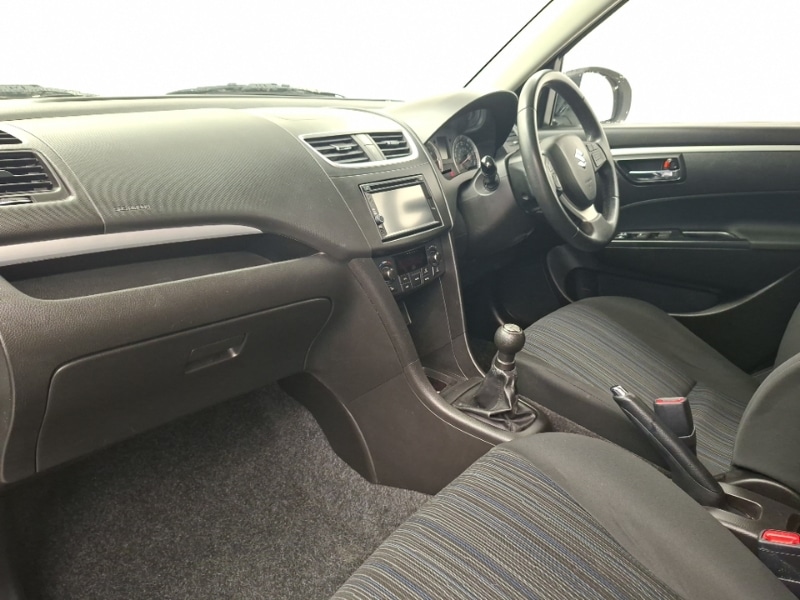 Used Suzuki Swift 2015 for sale - 77999517: Photo 5