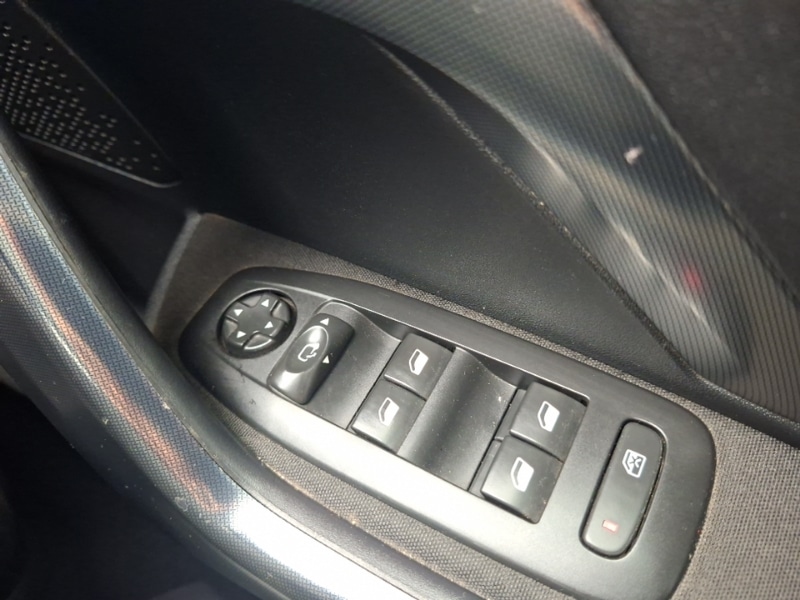 Used Peugeot 2008 2019 for sale - 78112954: Photo 19