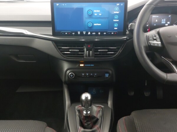 Used Ford Focus 2023 for sale - 76078362: Photo 10