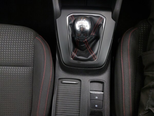 Used Ford Focus 2023 for sale - 76078362: Photo 12