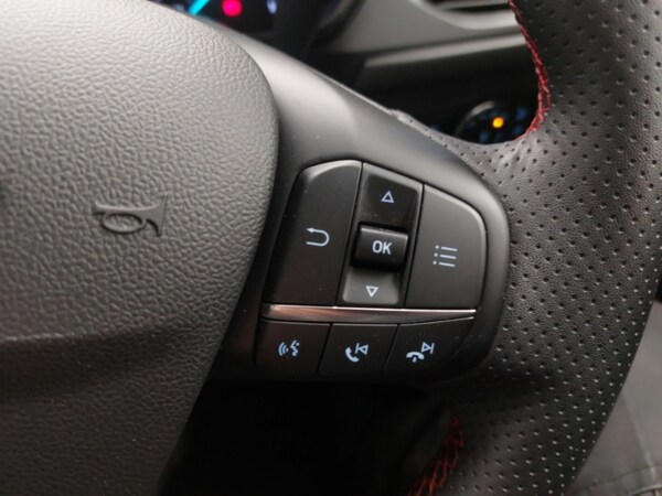 Used Ford Focus 2023 for sale - 76078362: Photo 18