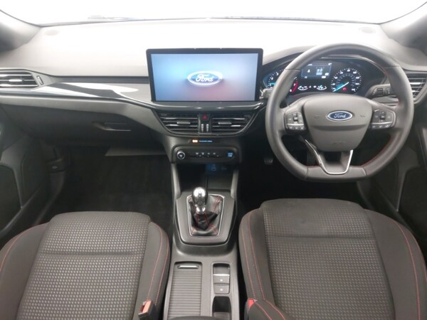 Used Ford Focus 2023 for sale - 76078362: Photo 2